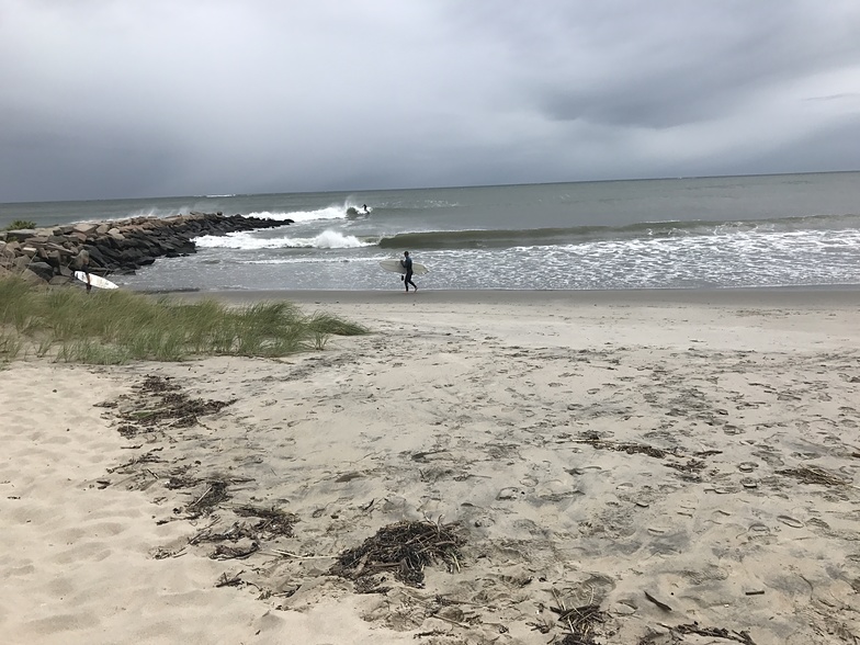 Napatree Jetty surf break