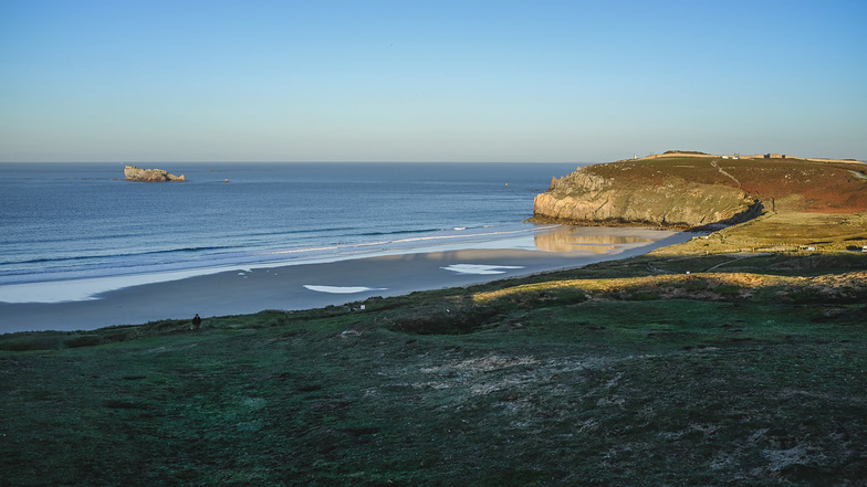 Pen-Hat surf break