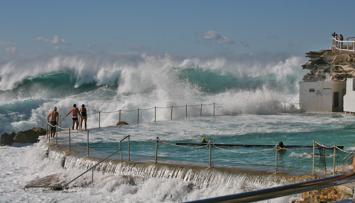 Treacherous Bronte, Bronte Beach