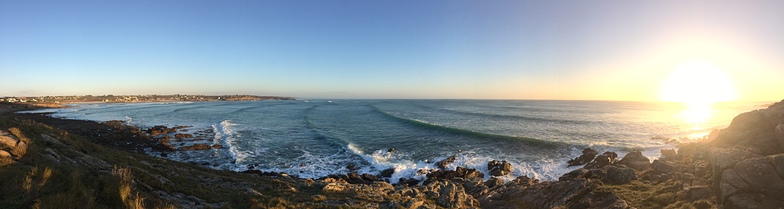 Western tip of the bay, Anse de Cabestan