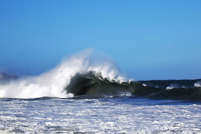 boxy big wave, Box Beach