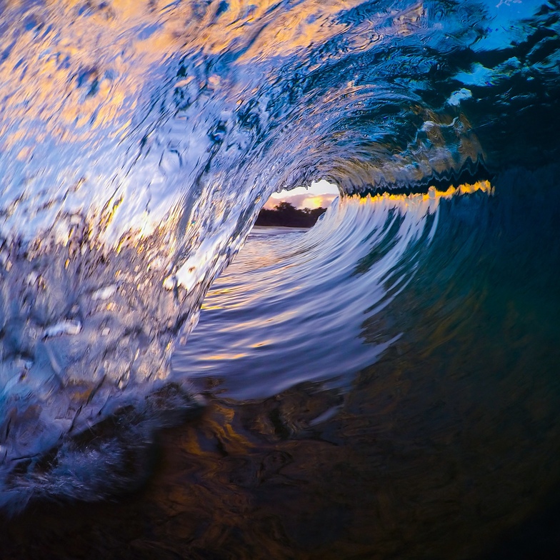 Big Beach surf break