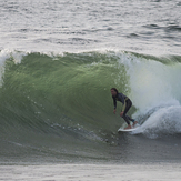 Andres Valdes -  Surfing swell, La Boca Con Con