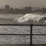 The Big one, Playa de San Lorenzo