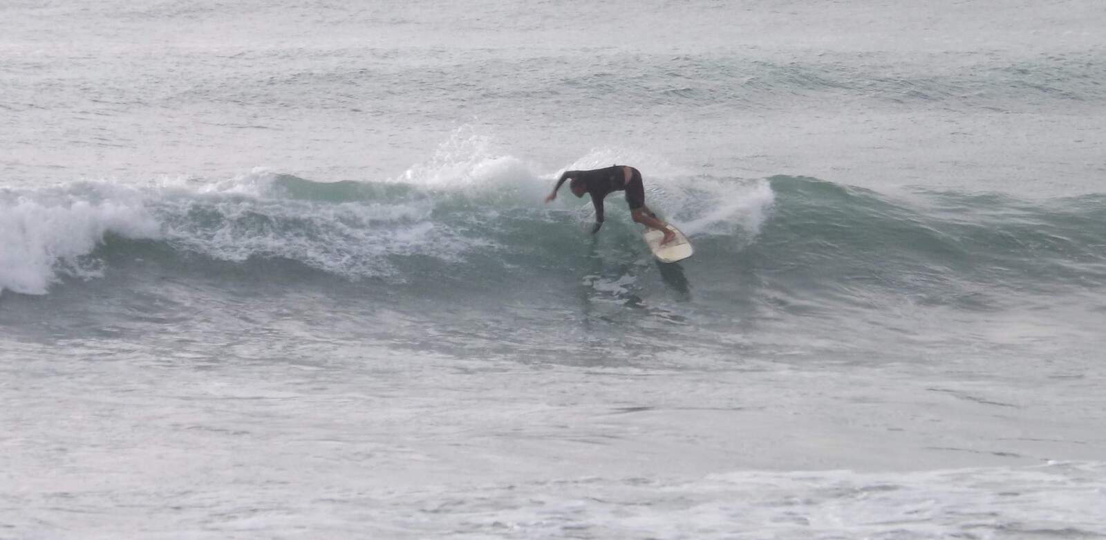 Cobden beach break. TFO, Cobden Beach - The Channel