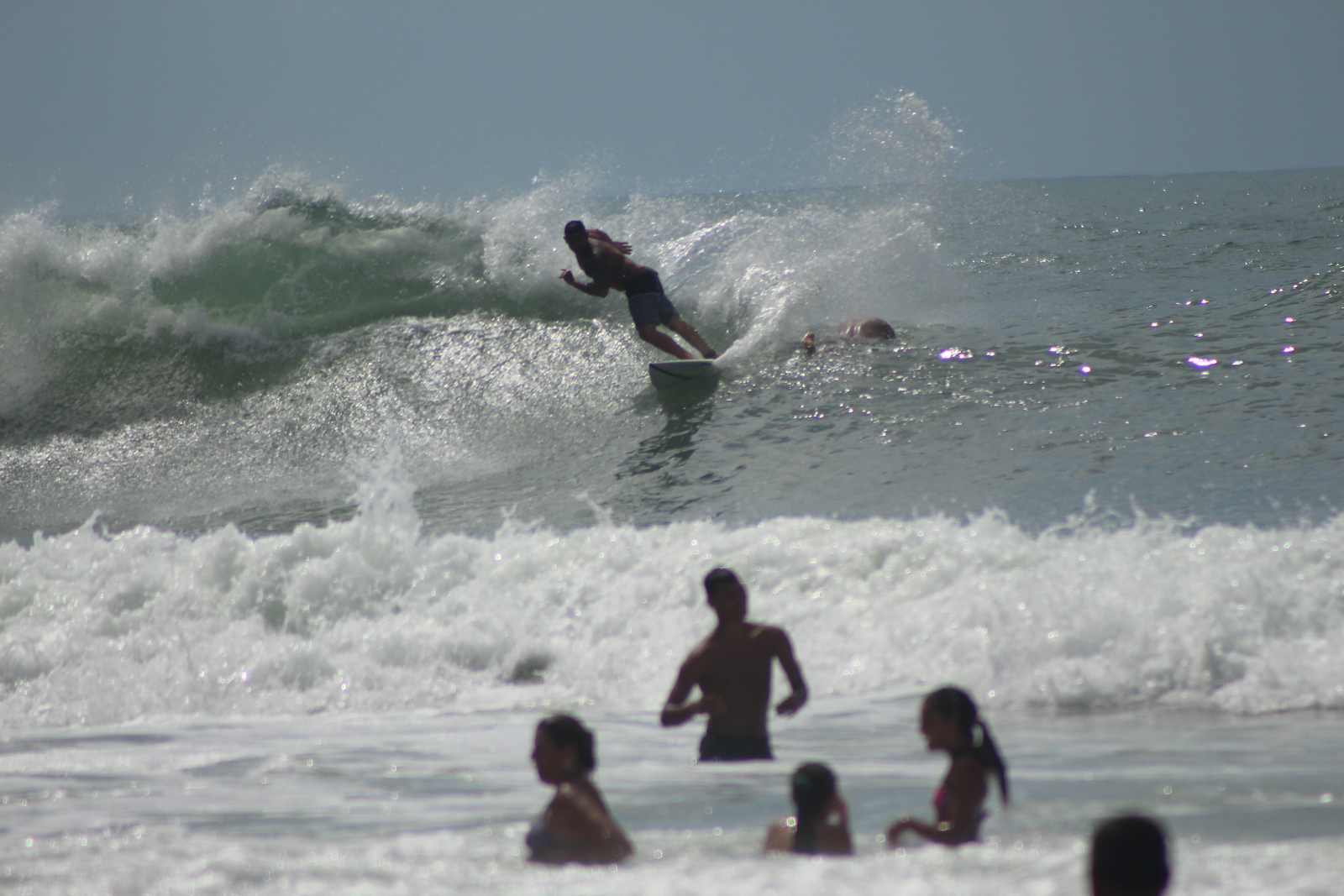 Sun Wave & Surf, Praia Brava
