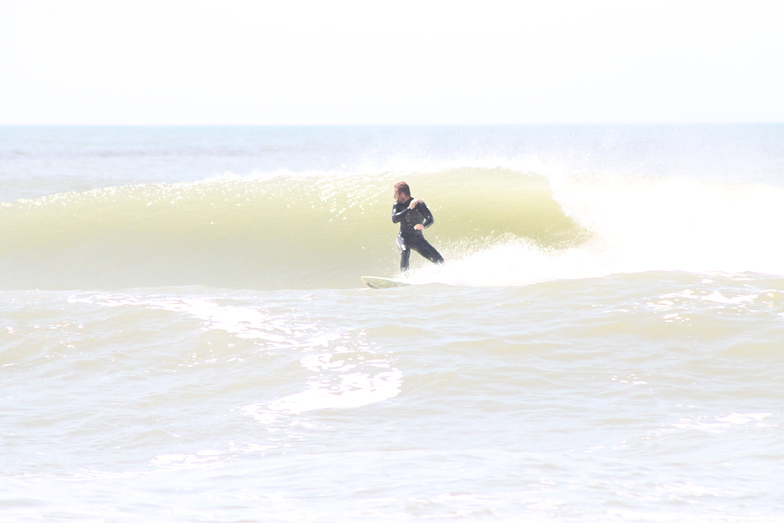 Surfing, Pinamar