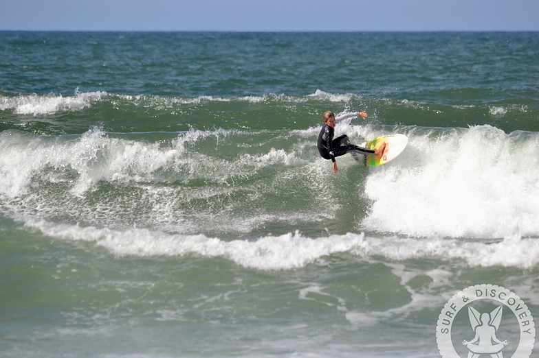 surfing at devils rock, Devil's Rock