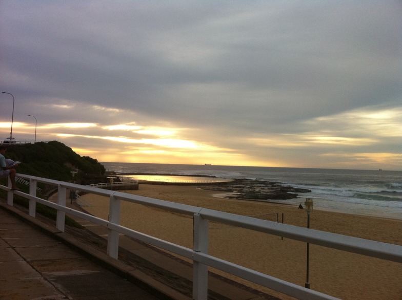 Golden Christmas Dawn Patrol, Newcastle Beach