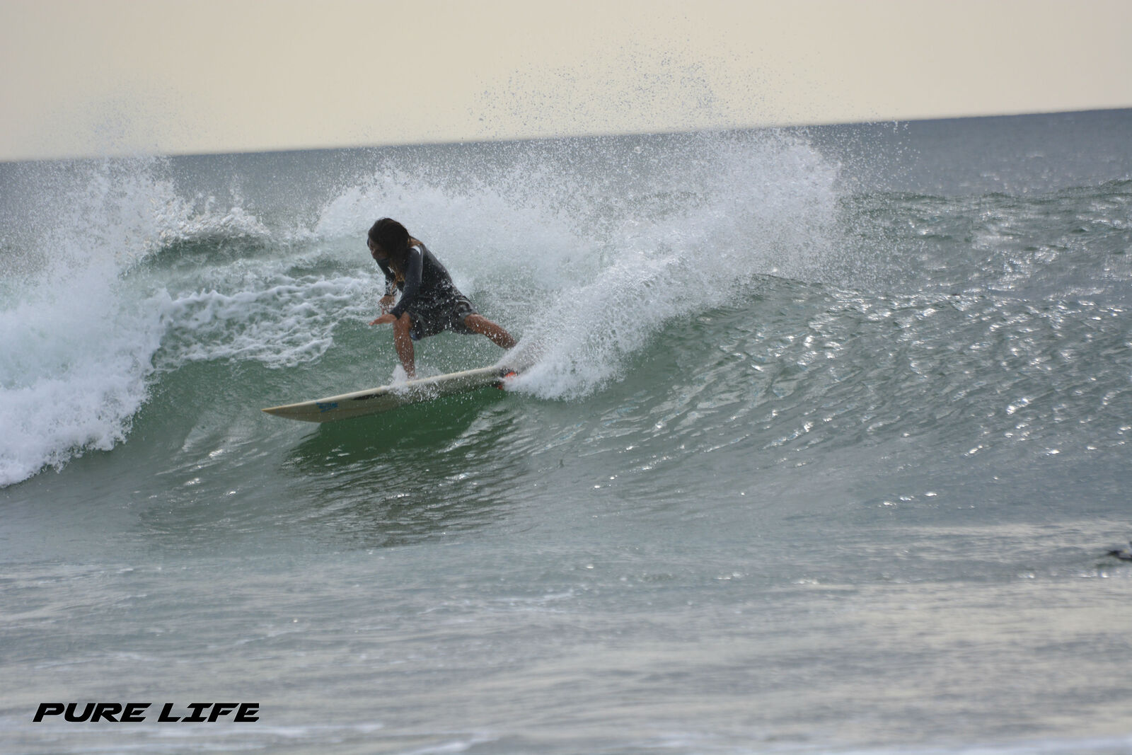 Moises Rojas surfing Tamarindo