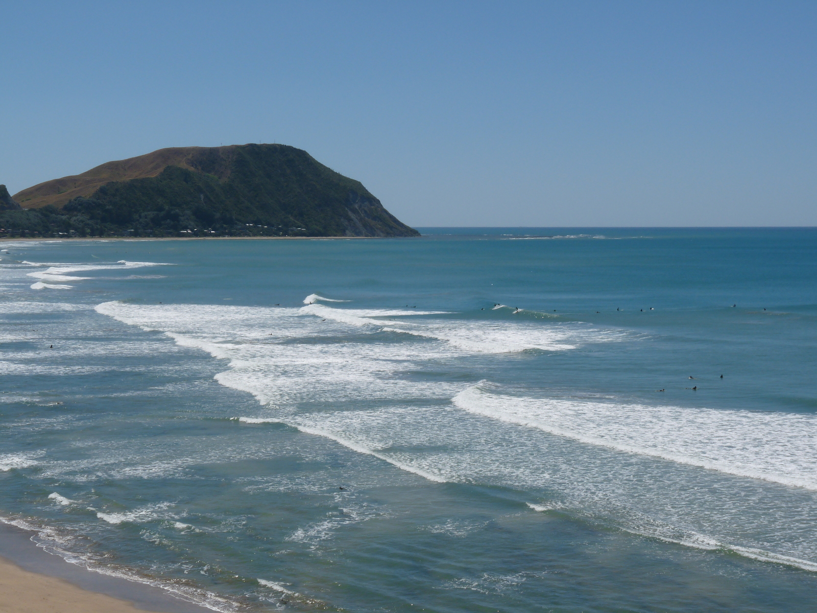 Tail end of a South Swell, Makorori Centre