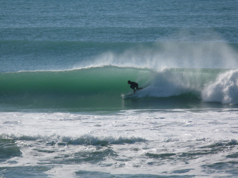Chalet - day 3 of a south swell, Wainui Beach - Pines