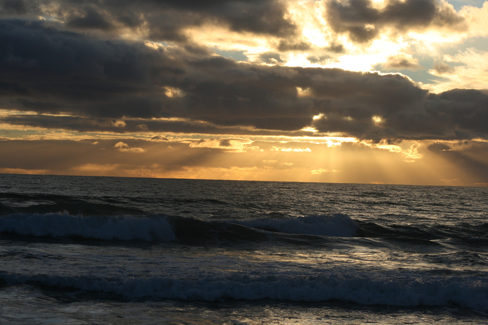 Magic evening, Secret Harbour