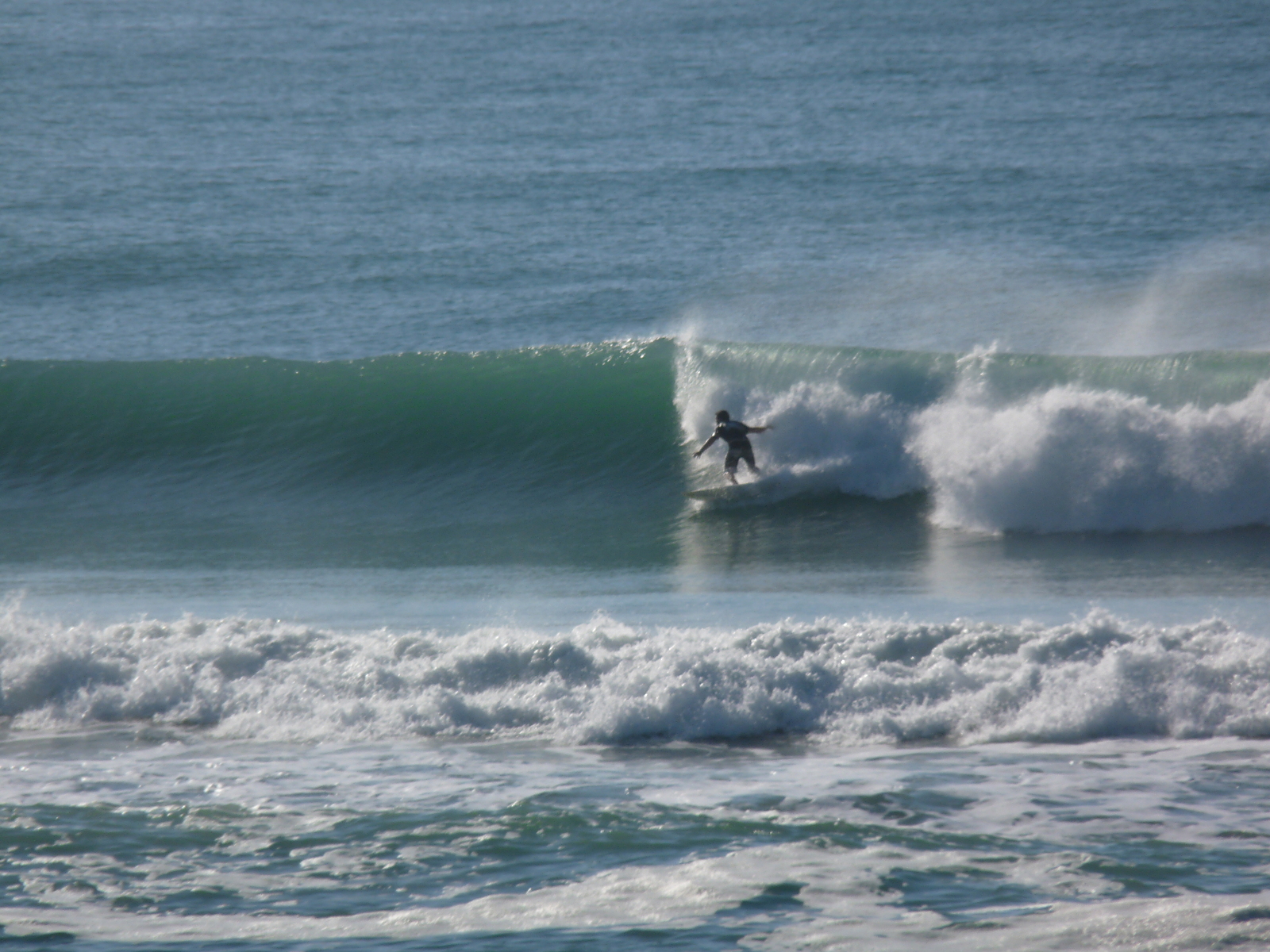 Chalet - 2.5m swell, Wainui Beach - Pines