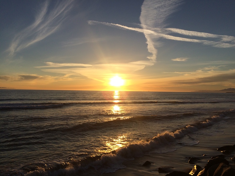 Little Rincon surf break