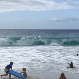 Solid waves today, Kua Bay