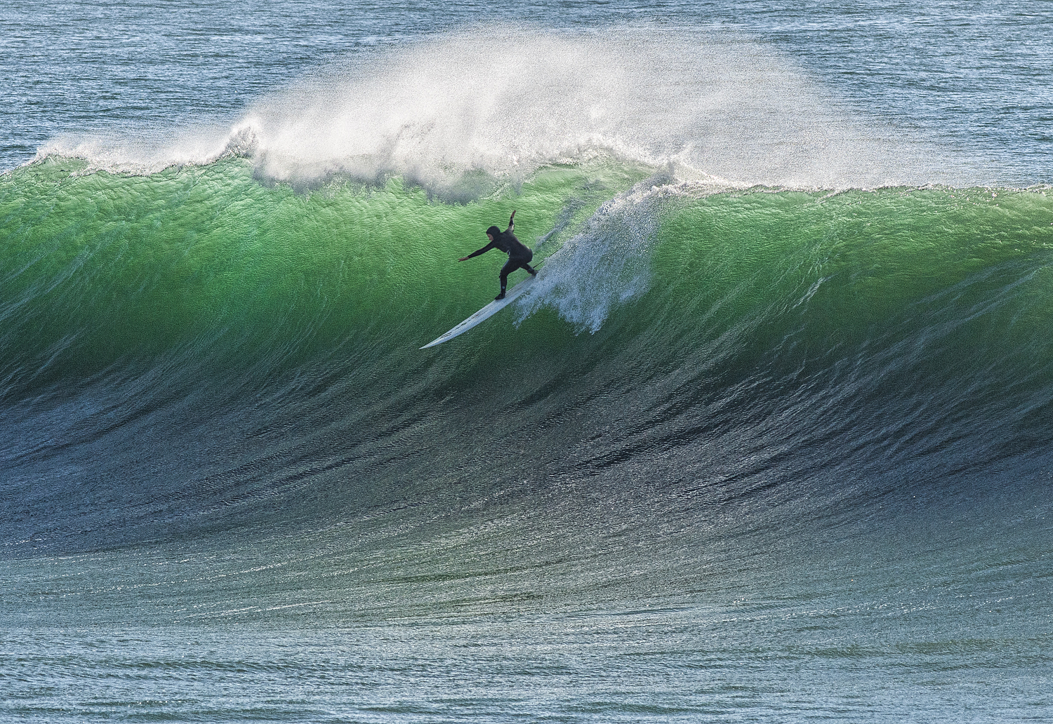 Big ride at Middle Peak, Steamer Lane-Middle Peak
