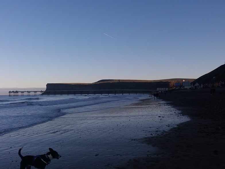 Saltburn beach, Huntcliff