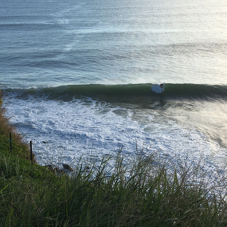 Tombstones surf break