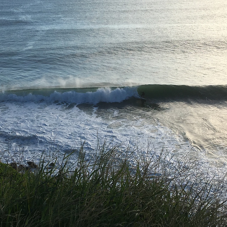 Tombstones surf break