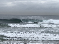 Some epic swell 27/03/2019, Ansteys photo