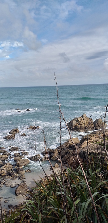 Pumping, Dunedin - Bobs Beach