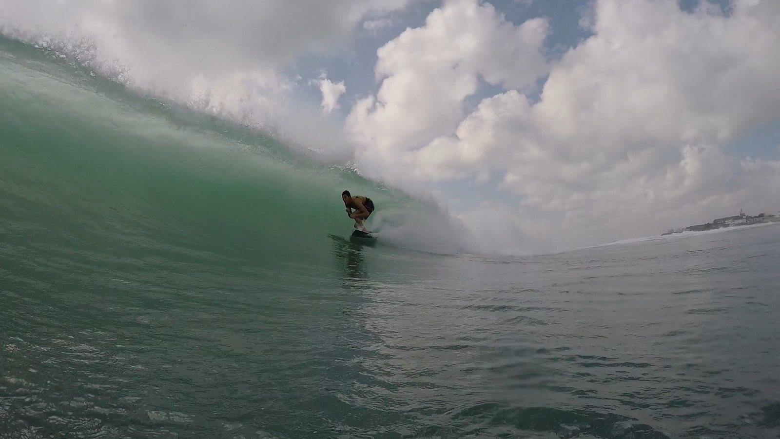 Andy on a barrel, Sea Cliff