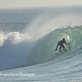 Surfar na Pedra Branca