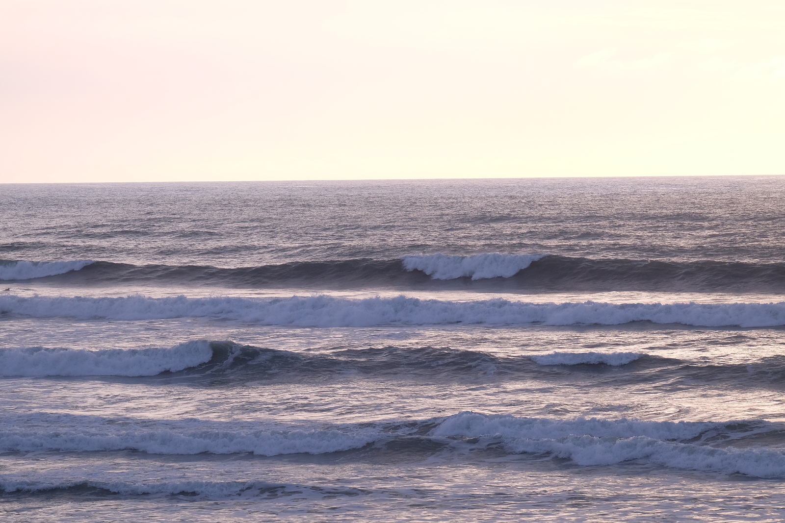 Wharariki peaking again, Wharariki Beach