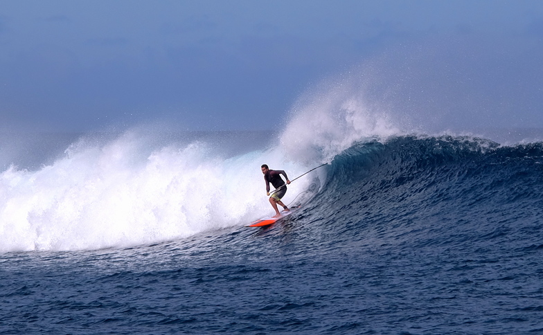 St Vincent Left surf break