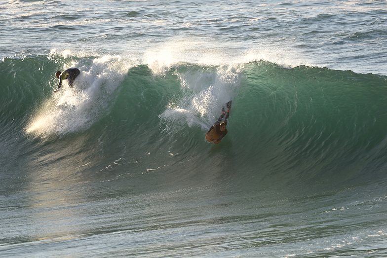 Zurriola hondartza surf break