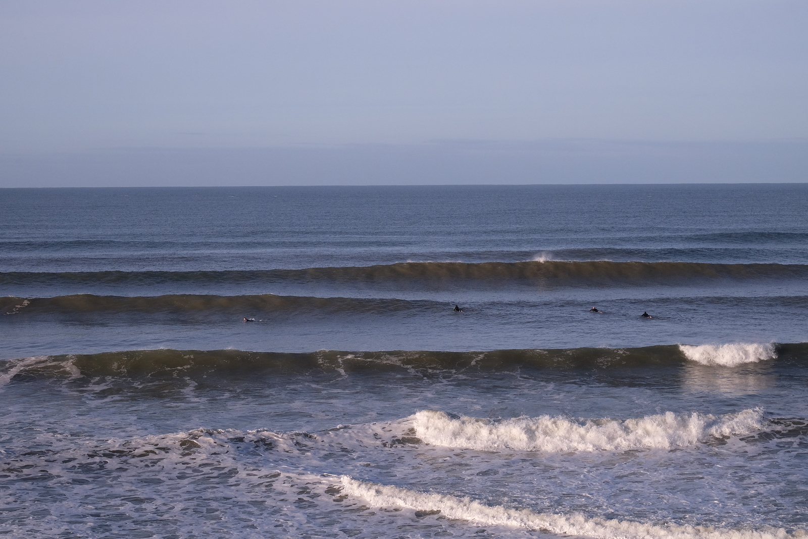 Lovely small autumn swell at Three Peaks, Llangennith