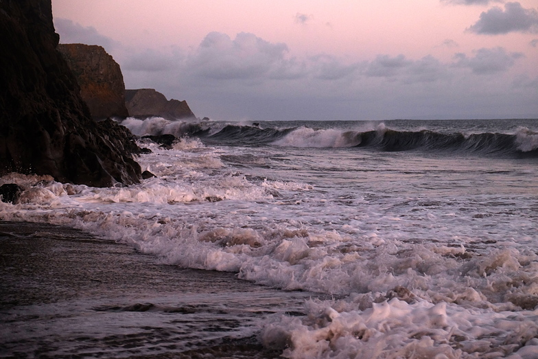 Fall Bay Reef surf break