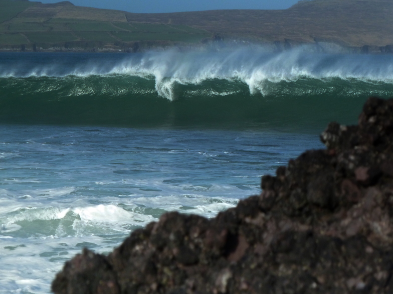 Smerwick Harbour surf break