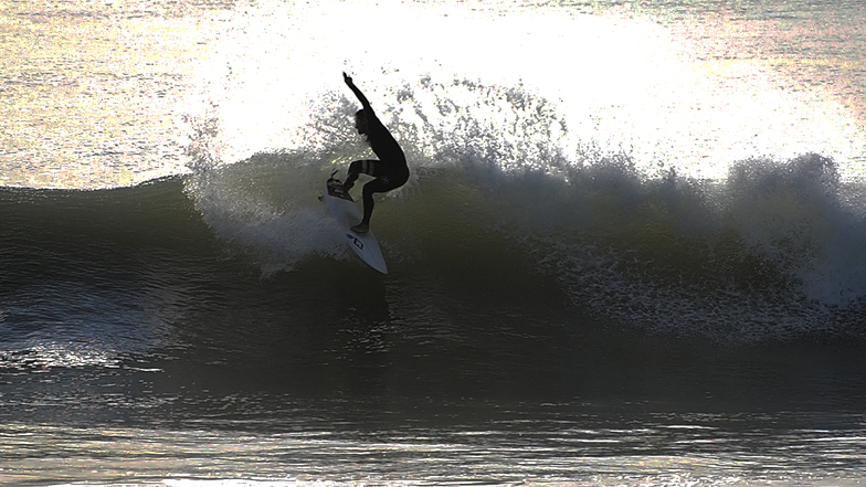 No swell but good waves, Cardiel (Mar del Plata)