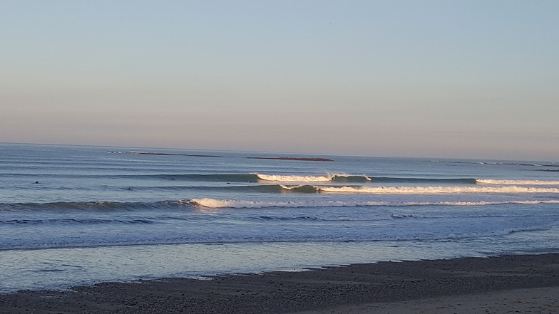 Les Dunes surf break