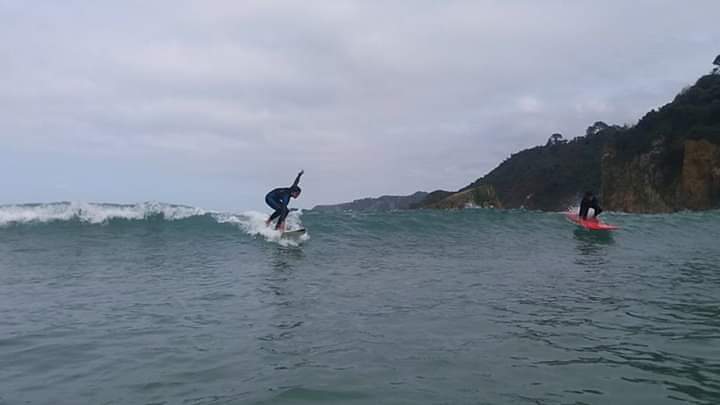 Escuela surf de Cadavedo, Playa de Cadavedo