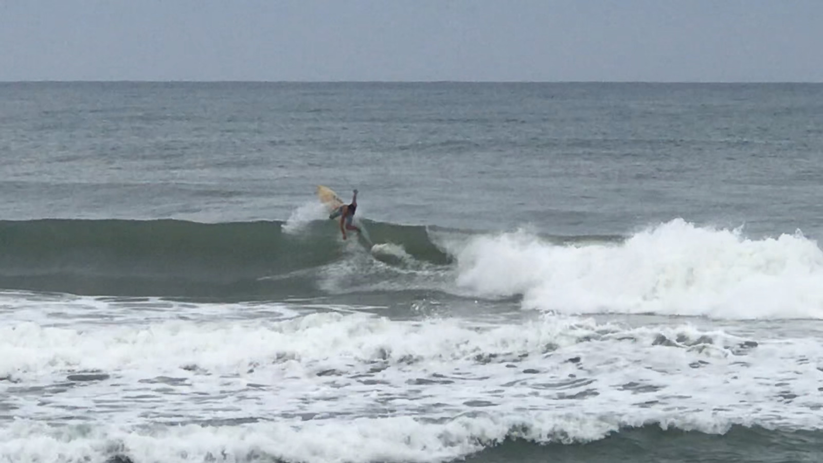 karambunai surfer, Nexus