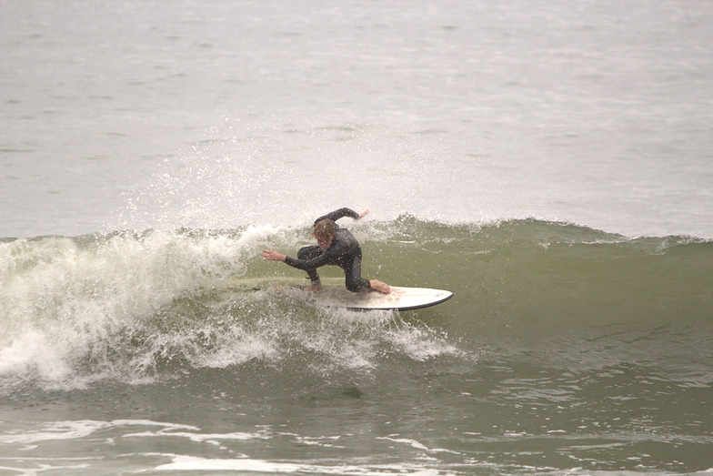 Bikini Beach (Gordon's Bay) surf break