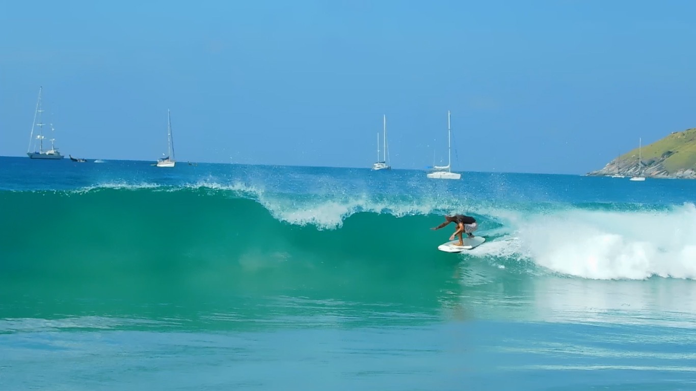 Пират Пхукет, Nai Harn Beach