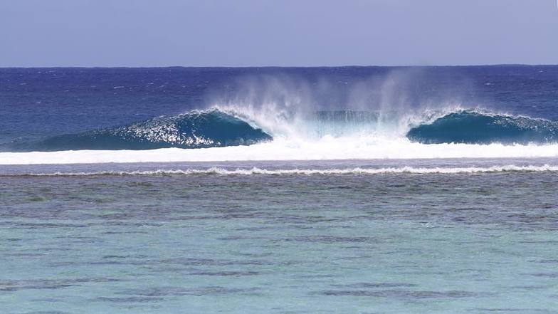 Golf Course surf break