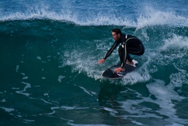 Surfing in Winkipop