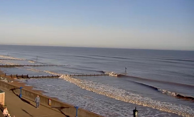 Small Spring Swell at Sheringham, East Runton