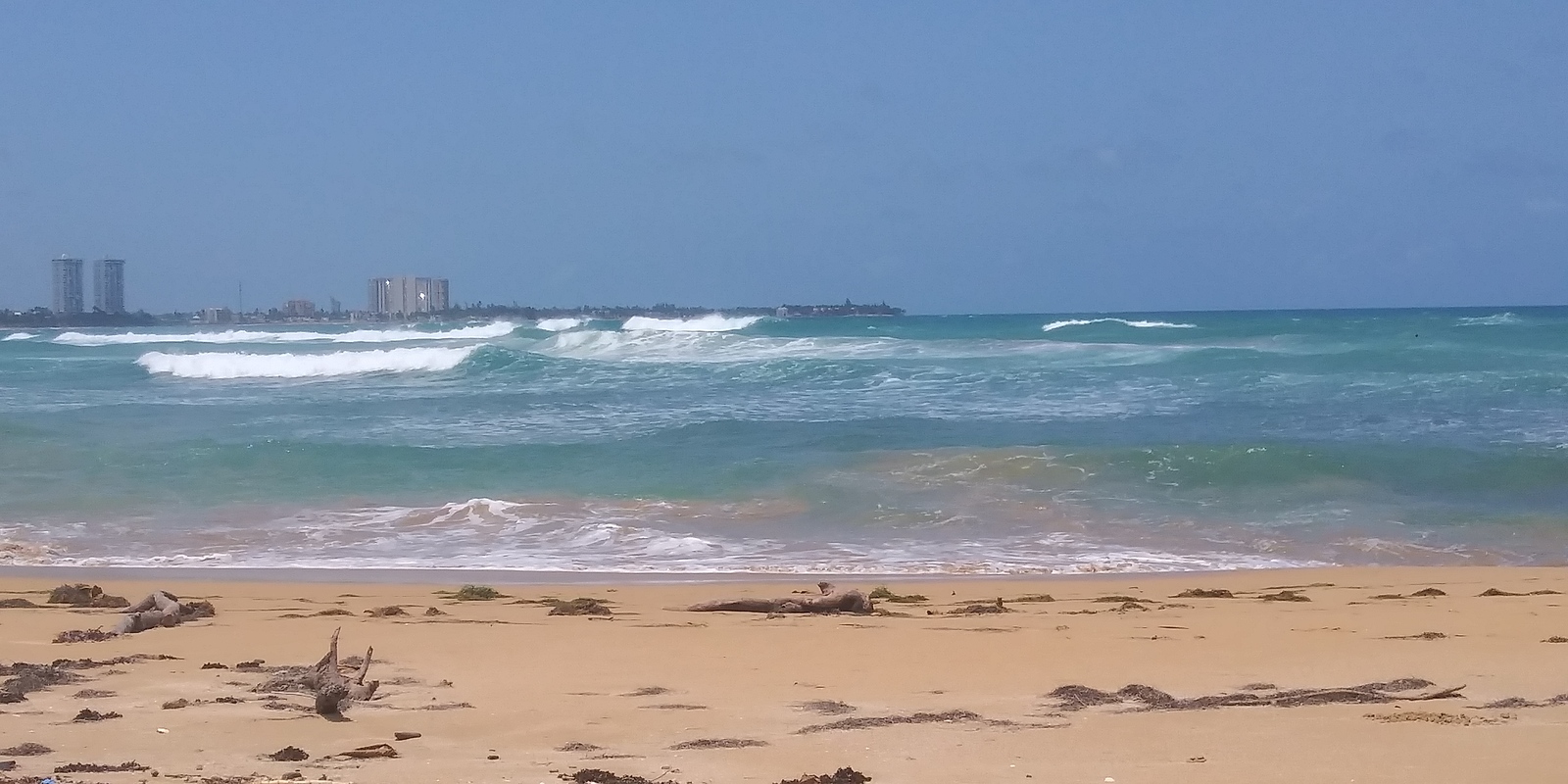 Left sandy waves of La Selva, Luquillo - La Selva