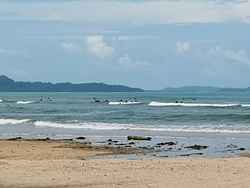 Many surfers at Cape Pakarang Right photo