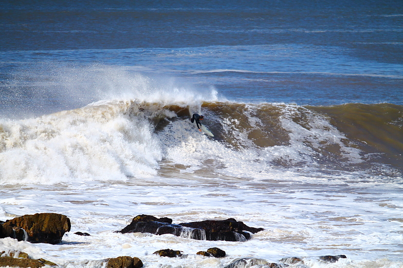 Bikini surf break