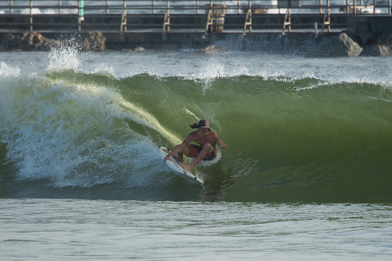 Left is the way to go today, Jupiter Inlet South Jetty