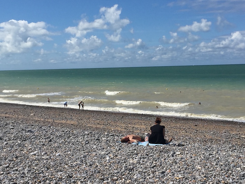 Pourville surf break