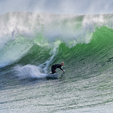 Running a big one, Steamer Lane-Middle Peak