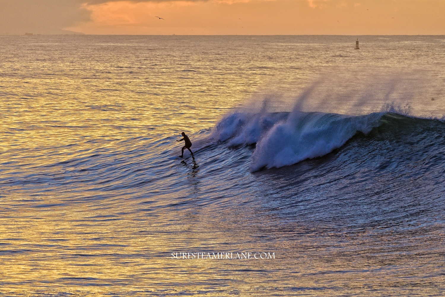 Crack of dawn, Steamer Lane-Middle Peak